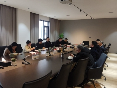 嘉興市經信局副局長張東閣走訪恒業電子